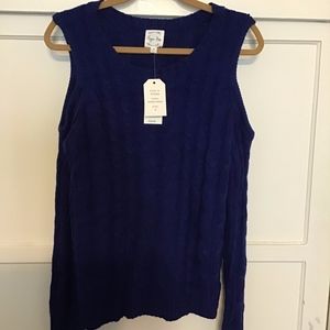 HIPPIE ROSE Cold Shoulder cable Knit Sweater